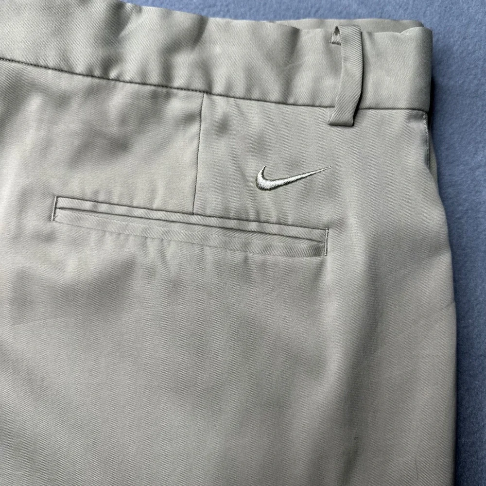 Nike Golf‎ Shorts Mens 38 Khaki Tan Dri-FIT Standard Fit Flat Front 11 Inseam
